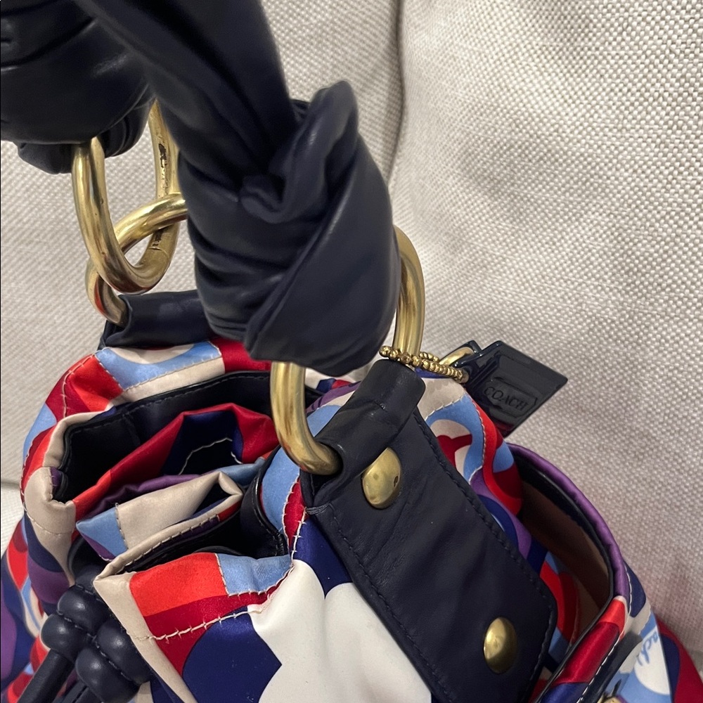 COACH Shoulder Bag Graphic Op Art Resort Collection With Charms - Picture 5 of 16